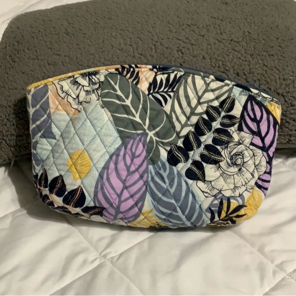 Vera Bradley Palm Floral Large Makeup Bag Good Used Condition, Washed